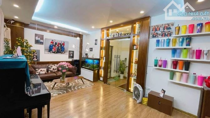 SIÊU PHẨM NHÀ ĐĘP LẠC LONG QUÂN GẦN HỒ TÂY - Ô TÔ TRÁNH - KINH DOANH. - 2