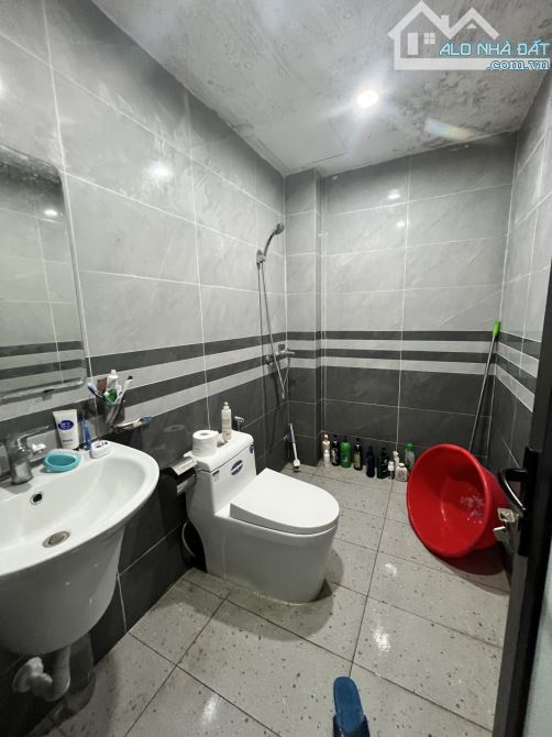 Cần Bán nhà Phố  Phương Mai ô tô KD 48m 5tầng MT 4m Chỉ 11,5 tỷ LHCC. - 3
