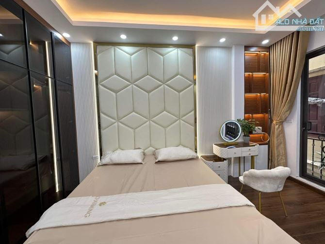 Phan Đình Giót 39m2 - 4 tầng - gi.á 6.36 tỷ  Mô tả chi tiết SIÊU HIẾM - SIÊU ĐẸP - TỪ VỊ T - 1
