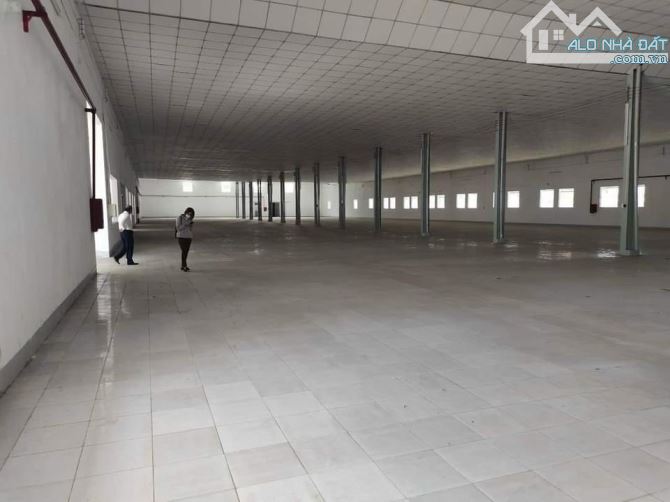 Cho thuê nhà xưởng Vip 7500m2 đầy đủ công năng sản xuất tại quận Tân Bình - 2