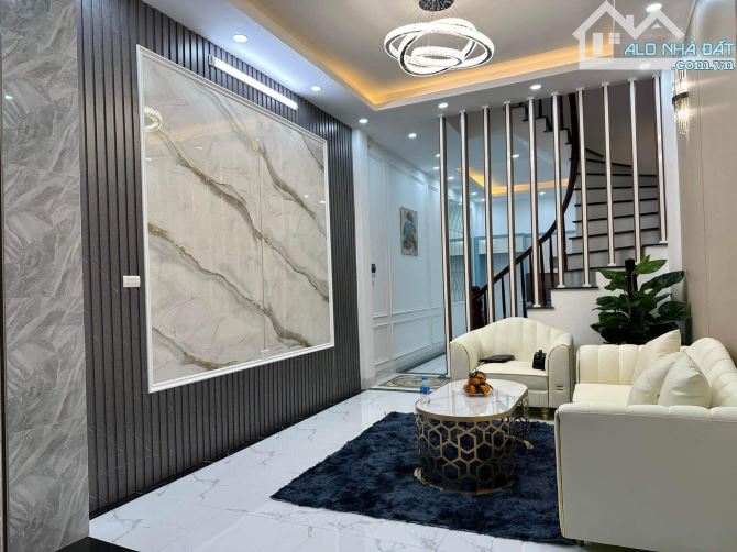 Phan Đình Giót 39m2 - 4 tầng - gi.á 6.36 tỷ  Mô tả chi tiết SIÊU HIẾM - SIÊU ĐẸP - TỪ VỊ T - 2