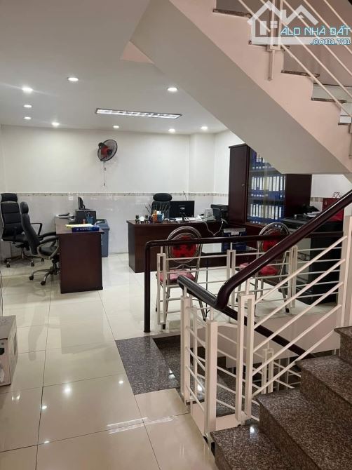 Nhà 5 tầng 4,7m x13m cạnh khu Him Lam Tân Hưng Q7, chỉ 8,9 tỷ - 2