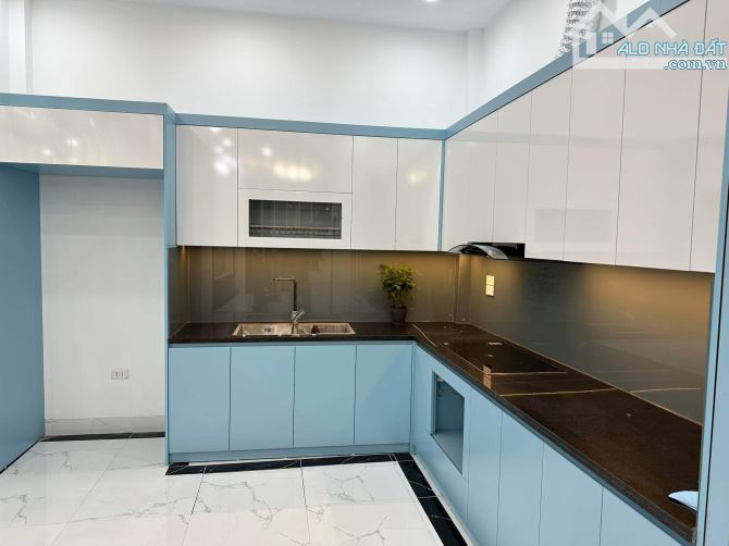 Phan Đình Giót 39m2 - 4 tầng - gi.á 6.36 tỷ  Mô tả chi tiết SIÊU HIẾM - SIÊU ĐẸP - TỪ VỊ T - 6