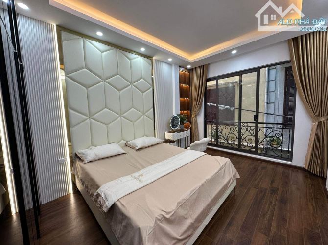 Phan Đình Giót 39m2 - 4 tầng - gi.á 6.36 tỷ  Mô tả chi tiết SIÊU HIẾM - SIÊU ĐẸP - TỪ VỊ T - 7