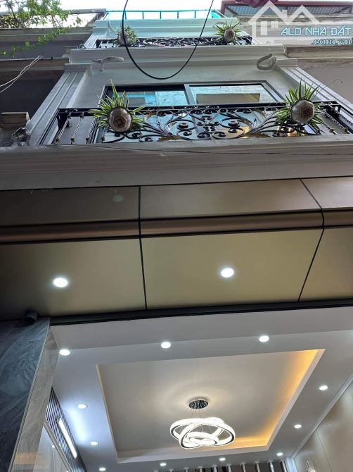 Phan Đình Giót 39m2 - 4 tầng - gi.á 6.36 tỷ  Mô tả chi tiết SIÊU HIẾM - SIÊU ĐẸP - TỪ VỊ T - 8