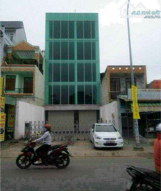 Bán Building MT đường Khánh Hội, P3, Q4 - DT: 5mx18m - 5 lầu, HĐT: 110tr - giá: 28 tỷ