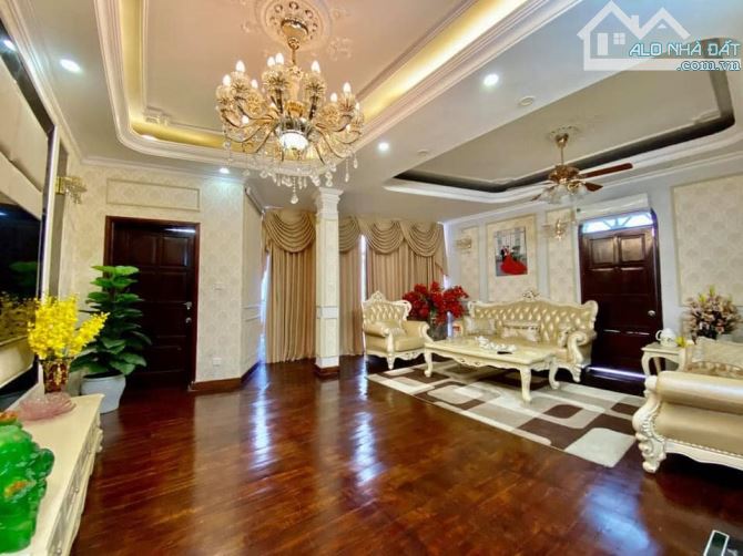 BÁN NHÀ Kim Đồng,70M,6T,THANG MÁY,P/L,Ô TÔ TRÁNH ,LÔ GÓC CHỈ 18 TỶ. - 1