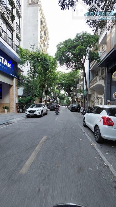 Bán Gấp Mặt Phố Lê Ngọc Hân - Hai Bà Trưng, giá siêu rẻ hơn 200 triệu/m.DT 317M2. MT 4M - 1