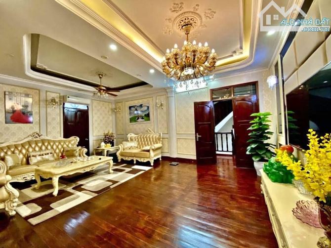 BÁN NHÀ Kim Đồng,70M,6T,THANG MÁY,P/L,Ô TÔ TRÁNH ,LÔ GÓC CHỈ 18 TỶ. - 2