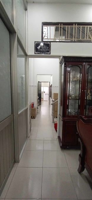 Bán nhà mặt tiền Lê Thị Hoa,sát chợ Khiết Tâm 120m2(5x24) 2tầng 9.7tỷ. - 2