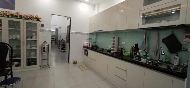 Bán nhà mặt tiền Lê Thị Hoa,sát chợ Khiết Tâm 120m2(5x24) 2tầng 9.7tỷ. - 3