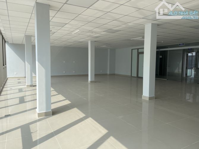 Cho thuê Tòa Nhà  An Phú-An Khánh Quận_2 Hầm 5 lầu 1500m²  sàn trống suốt - 4