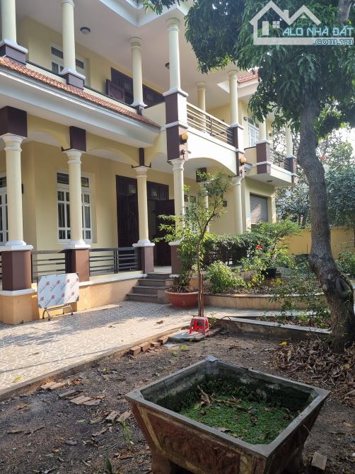 Biệt thự 720m2 khu Tên Lửa Bình Tân 25x30 3 tầng bề thế đẳng cấp, chính chủ giá 53.5 tỷ TL - 6
