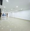 Cho thuê văn phòng mới 100% sàn 65m2 tại phố Núi Trúc, Ba Đình Sầm Uất giá cực rẻ 12tr/th