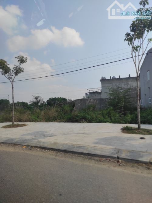 Do cần tiền bán lại mảnh đất vuông vắn tại Thị Trấn Me, Gia Viễn, Ninh Bình.