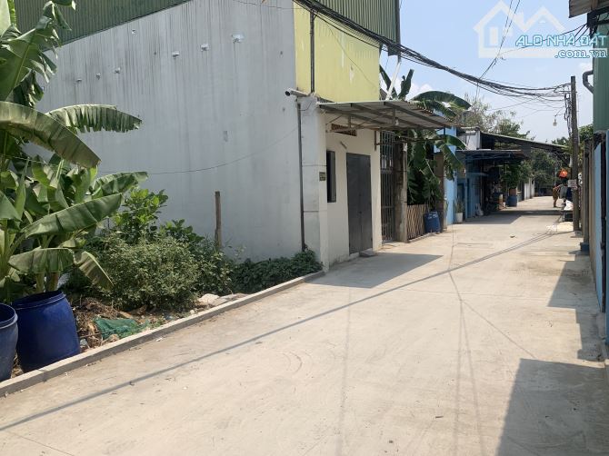 Đất đg Lã Xuân Oai TNP.A Q9 98m2 đất ở SHR giá rê
