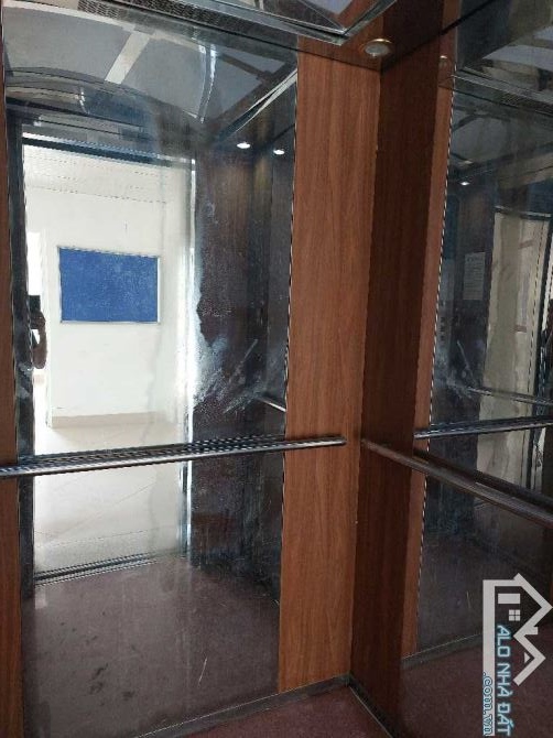 Bán tòa nhà Phố Việt Hưng 500x5 tầng,thang máy - Vỉa hè ô tô tránh - 1Mặt đường 1 mặt Sông - 4