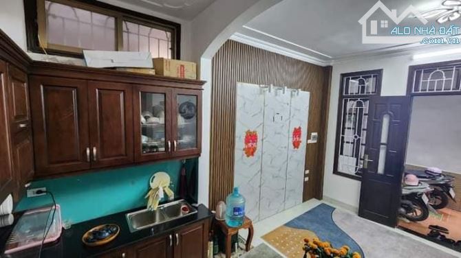 Bán nhà phân lô Quân Đội Ô tô đỗ cửa Dt 42m Mt 4m x5 tầng Giá 7,8 tỷ - 4