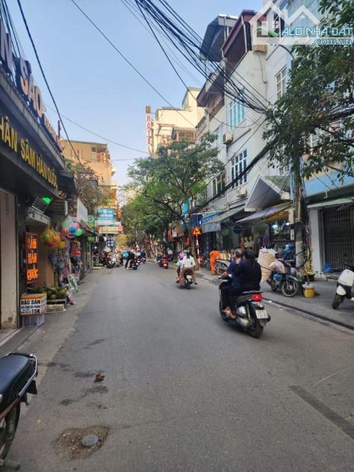 Bán nhà phố Nhân Hoà, gần Quan Nhân, Nhân Chính, Thanh Xuân. DT : 42m2. Giá : 12,2 Tỷ