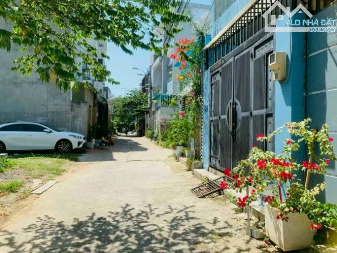 Bán lô đất ngay ngã tư Bình Thái, Thủ Đức, 56m2, giá 4 tỷ 1 - 1