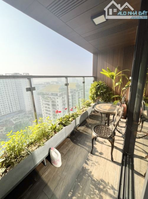 Cần bán căn hộ Comatce Tower 145m2 3 Ngủ 2 wc, full nội thất, tầng trung view thoáng mát. - 3