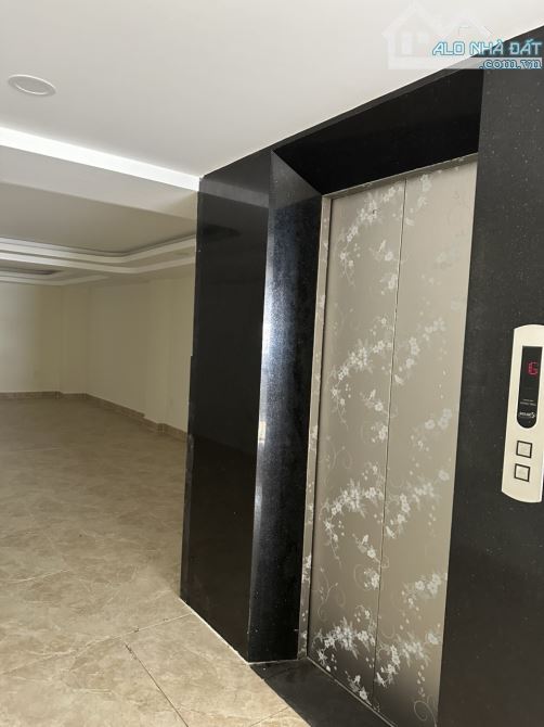 Bán nhà mặt tiền Nguyễn Thị Nhỏ, Q11 gần Hồng Bàng 8x17 4l thang máy chỉ 33 tỷ - 3