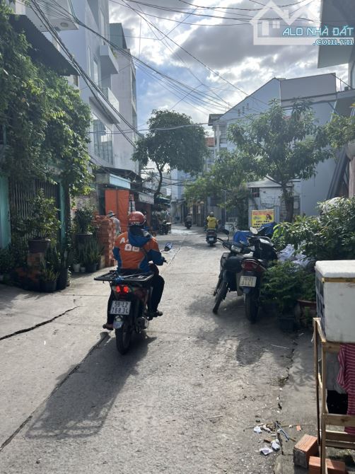 Bán nhà hẻm 170 Dương Quảng Hàm, giáp Bình Thạnh, 84m2, ngang 5m chỉ 7,2 tỷ