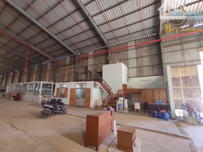 Cho thuê xưởng 7000m2 đạt chuẩn KCN ngay Sông Mây, Vĩnh Cửu giá bằng 1/4 trong KCN