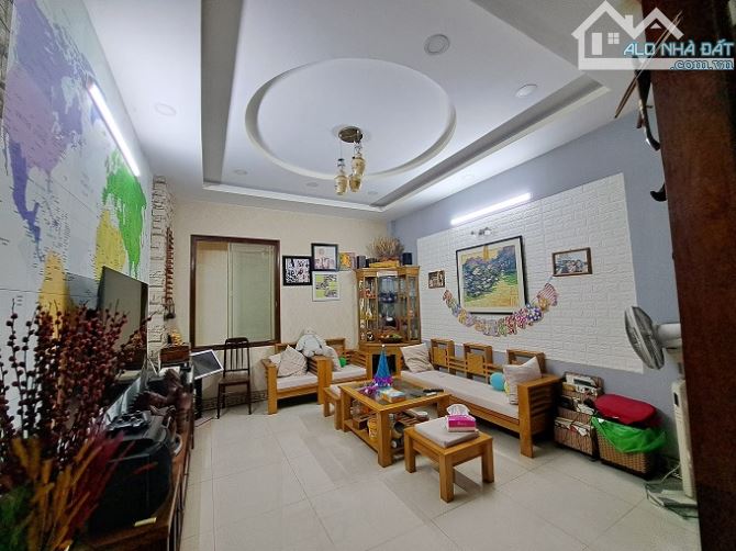 Bán nhà HXH Bạch Đằng, P2, Tân Bình, 56m2, 4 tầng, 4PN, hẻm thông - 1