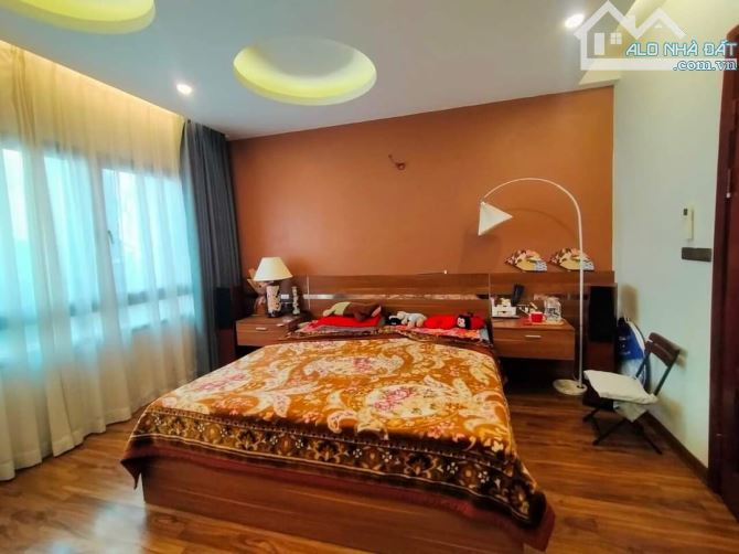 Bán nhà phố Hồng Tiến, 4 tầng, 62m2, 2 mặt thoáng, tặng nội thất, 9.7 tỷ - 2