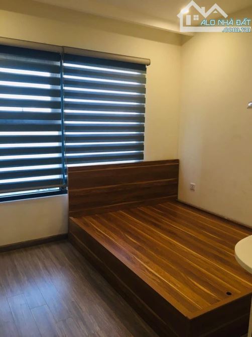 Bán chung cư HH2 - Bắc Hà, Nam Từ Liêm, sổ đỏ, 105m2, 2 phòng ngủ, 2 WC, đầy đủ đồ, 4.8 tỷ - 6