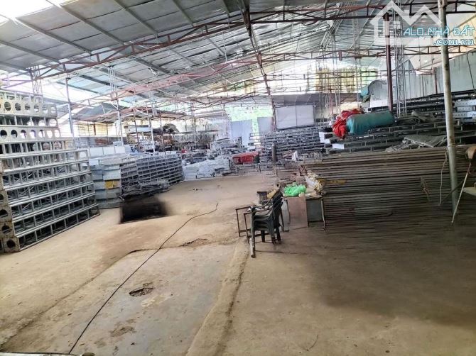 * Cho thuê kho xưởng*500m2 - 1000m2 gần đường Hoàng Hữu Nam, Phường Long Thạnh Mỹ, Quận 9. - 1