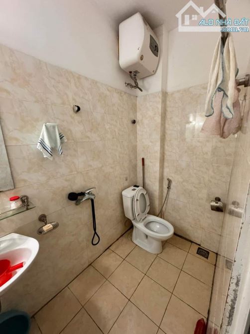 Nhà 5 tầng đẹp ngõ rộng, gần ô tô, giá mềm, Cầu Giấy, Hà Nội - 4