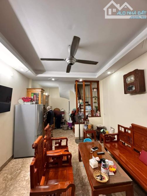 Nhà 5 tầng đẹp ngõ rộng, gần ô tô, giá mềm, Cầu Giấy, Hà Nội - 5