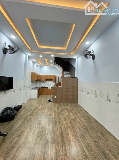 Ngộp ngân hàng bán gấp Gò Vấp,  DT 4x9m công nhận đủ, nhà vào ở ngay nhỉnh 4 tỷ