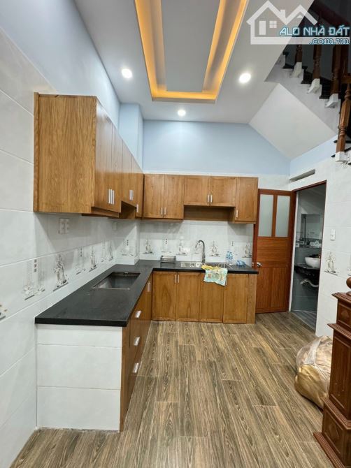 Ngộp ngân hàng bán gấp Gò Vấp,  DT 4x9m công nhận đủ, nhà vào ở ngay nhỉnh 4 tỷ - 1