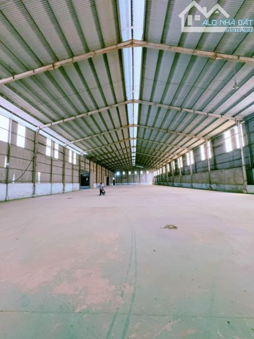 Bán xưởng 2500m2 mặt tiền đường Minh Nguyệt Phường Tân Hòa Tp.Biên Hòa - 2