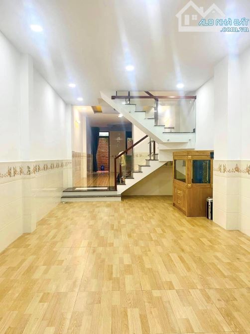 NGỘP THỞ Bán Nhà 3 TẦNG 4x23m HẺM XE HƠI Lê Đức Thọ Gò Vấp giá chỉ 7 tỷ có thương lượng - 2