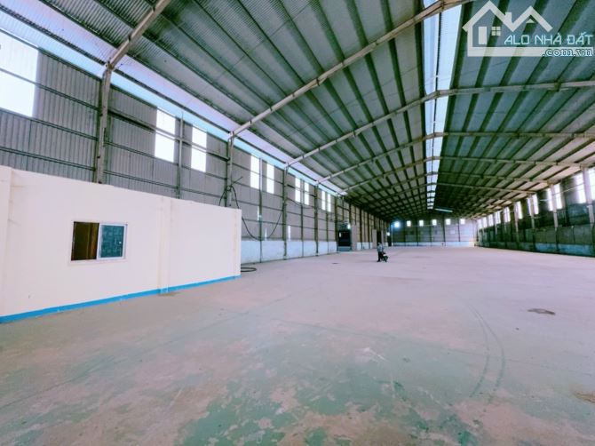 Bán xưởng 2500m2 mặt tiền đường Minh Nguyệt Phường Tân Hòa Tp.Biên Hòa - 3