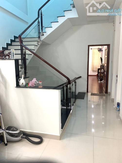Nhà bán DT lớn,4 tầng, xe ô tô 7 chỗ đậu trong nhà, Nguyễn Thị Tần P2 Quận 8 - 6