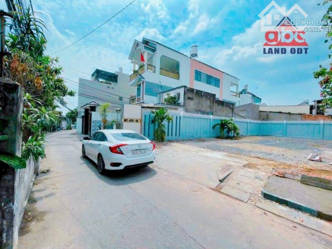 Bán đất P. Tam Hiệp biên hoà vị trí 2 đường phạm văn thuận dt đất 104m2