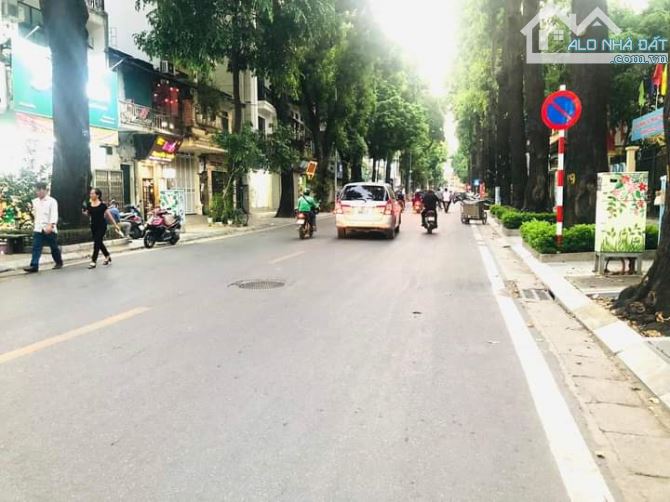 47,8 tỷ MP Lò Đúc - Tòa nhà 140m, 7 tầng thang máy.