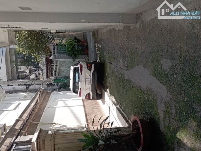 Quận 10, Ba Tháng Hai, gần mặt tiền, 87m2, 7 phòng, thu nhập 65 triệu