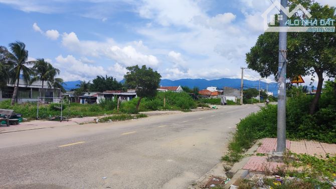 Bán đất Thị Trấn Vạn Giã- hẻm xe máy-thuộc khu Bắc Vân Phong. Giá chỉ 970 triệu