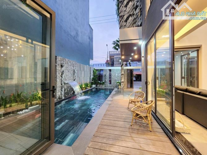 CHỦ CẦN BÁN GẤP CĂN VILLA KHU TT LIÊN CHIỂU - DT ĐẸP - NỘI THẤT SANG TRỌNG - SÁT BIỂN