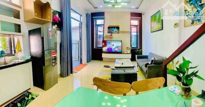 NHÀ 42M2*3T PHAN ĐÌNH GIÓT NGÕ Ô TÔ TRÁNH