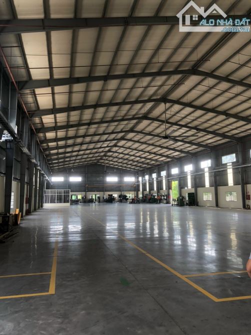 Cho thuê kho xưởng 1.800m2 ở Bến Lức, Long An giá 80tr/tháng - 1