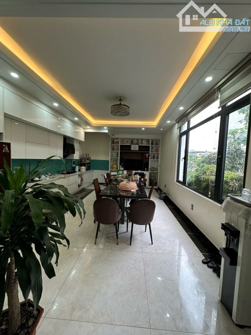 5 tầng 100m Thang Máy - Khu Phân Lô - Uỷ Ban Quận Hồng Bàng - 1