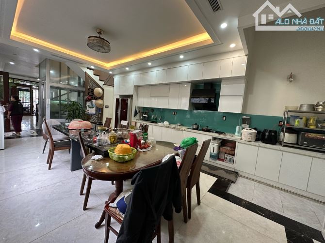 5 tầng 100m Thang Máy - Khu Phân Lô - Uỷ Ban Quận Hồng Bàng - 2