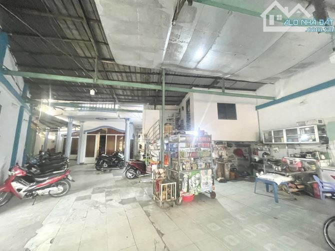 VẠN NGƯỜI MÊ. NHÀ 2MẶT TIỀN LÔ GÓC TÊN LỬA SIÊU HIẾM 547M2, 3TẦNG 40P, DÒNG TIỀN 100TR. - 3